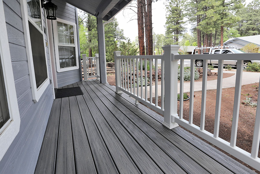 Trex Transcend Decking in Island Mist Color with Trex Select White Handrail...