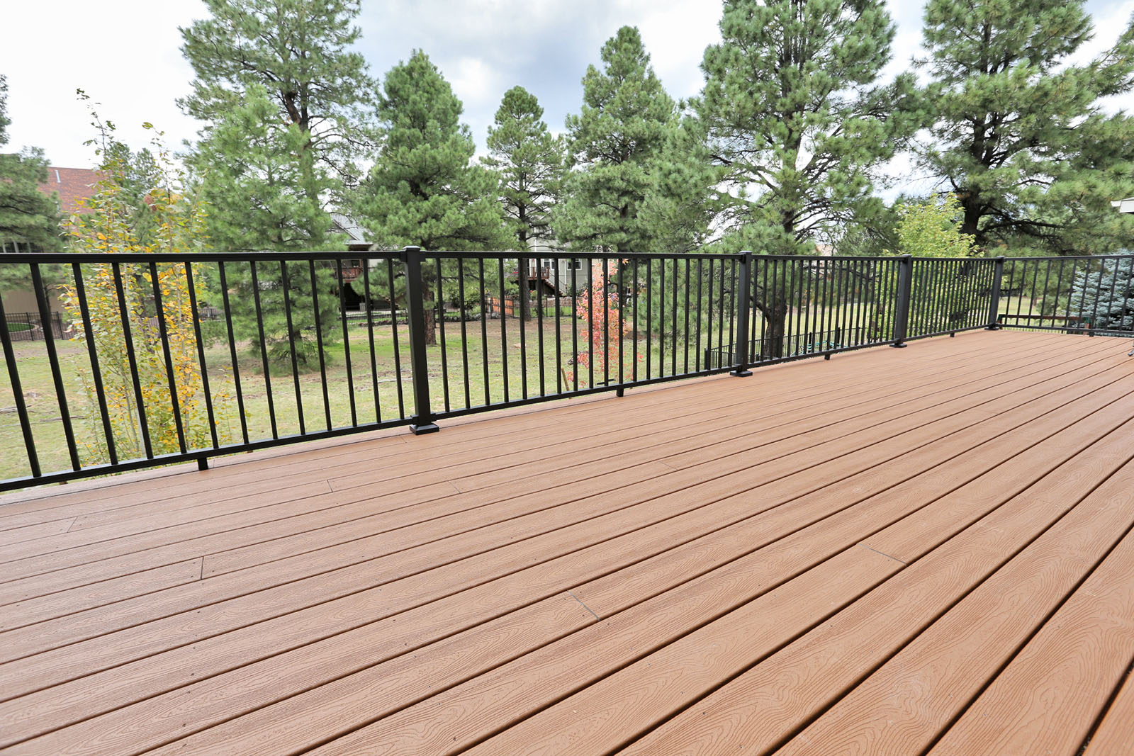 Trex Transcends decking with Trex Reveal Railings