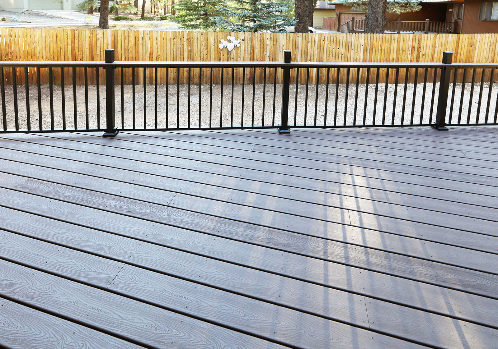 Trex deck with Trex Signature railing.  The deck is in Flagstaff Arizona