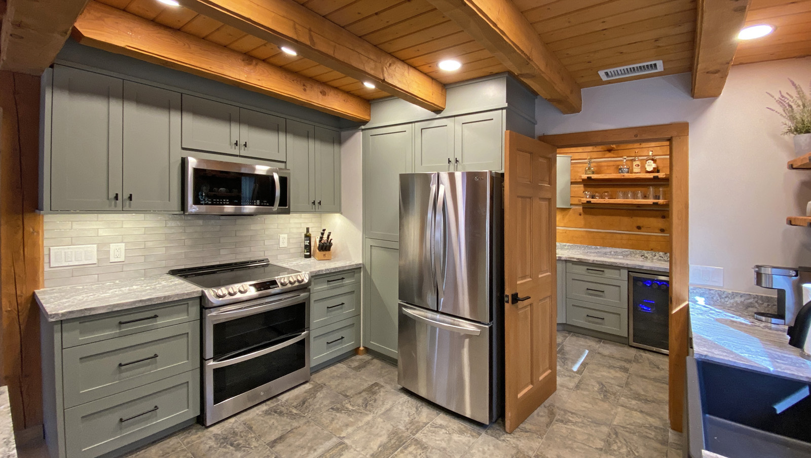 Log home kitchen in Flagstaff AZ
